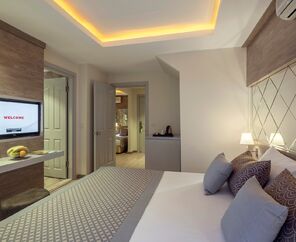 Hotel Turan Prince