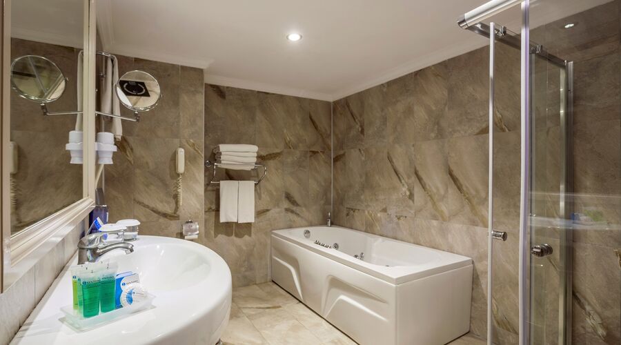 Hotel Turan Prince