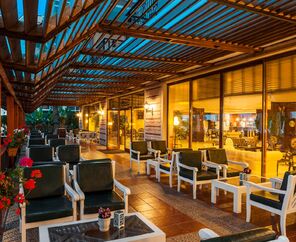 Hotel Turan Prince