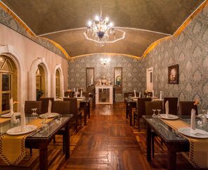 Hotel Turan Prince