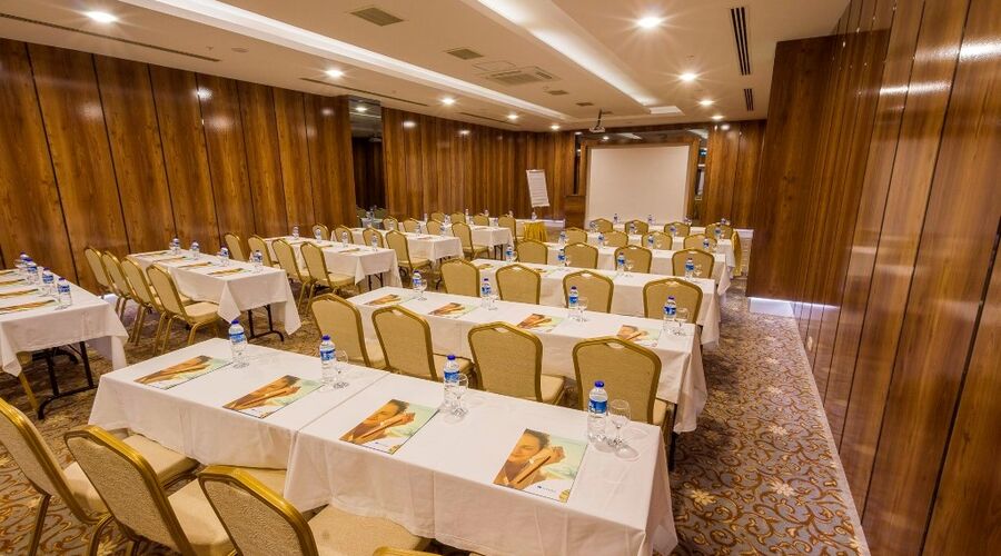 Hotel Turan Prince