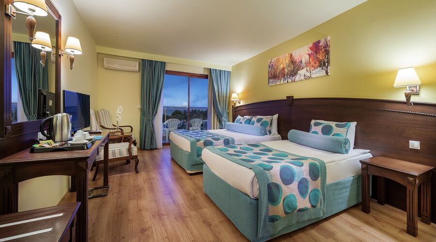 Selge Beach Resort & Spa