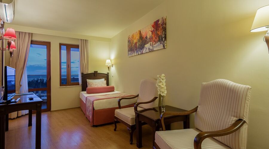 Selge Beach Resort & Spa