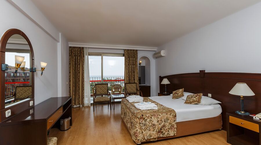 Selge Beach Resort & Spa