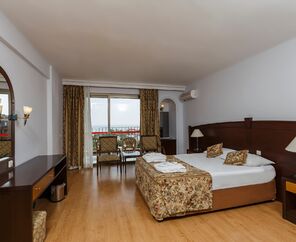 Selge Beach Resort & Spa