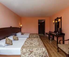 Selge Beach Resort & Spa