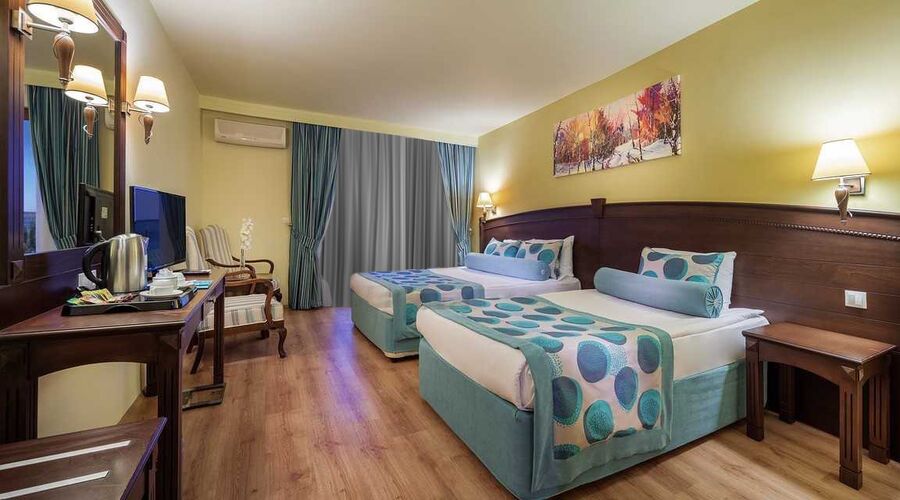 Selge Beach Resort & Spa