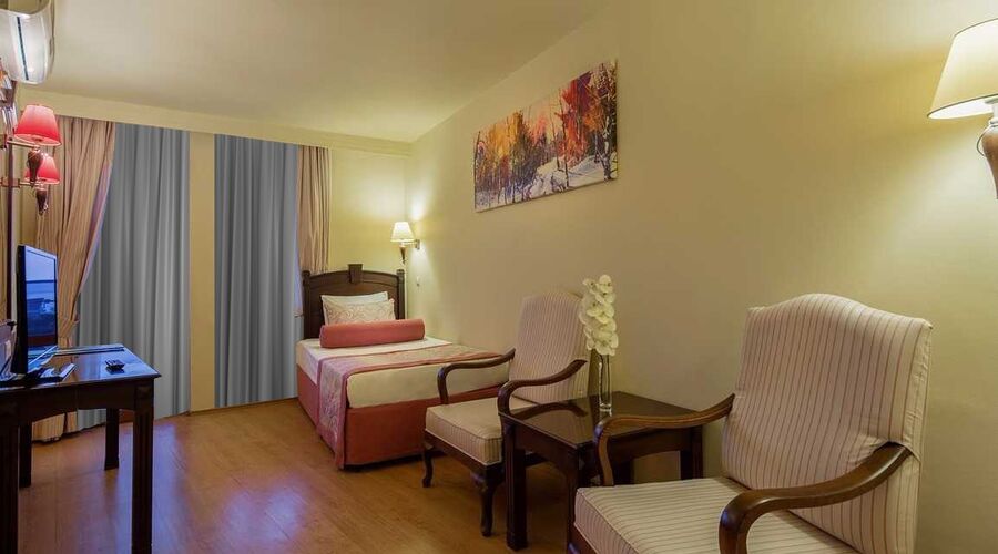 Selge Beach Resort & Spa