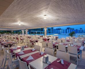 Selge Beach Resort & Spa