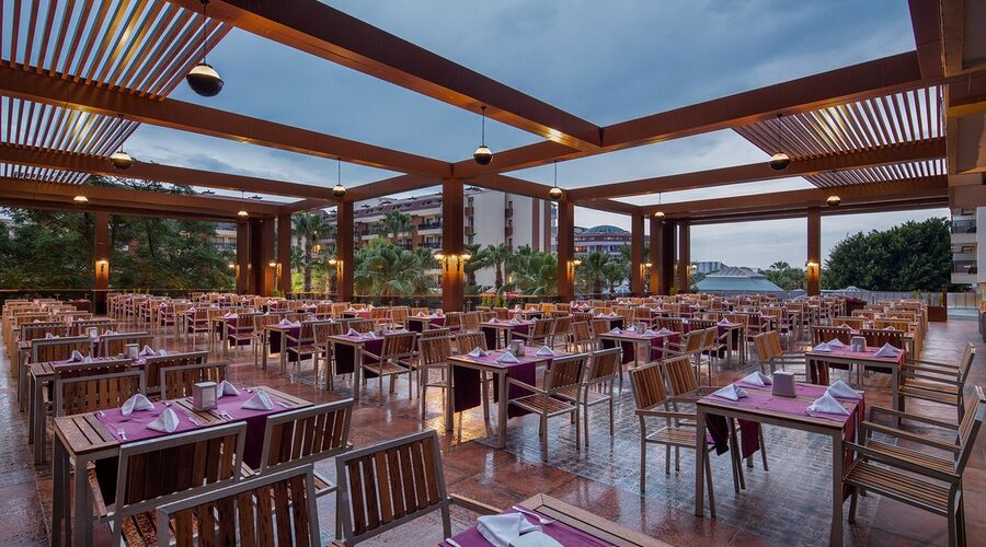 Selge Beach Resort & Spa