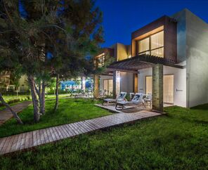 Concorde Luxury Resort & Casino & Convention & Spa