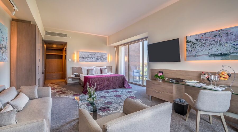Concorde Luxury Resort & Casino & Convention & Spa