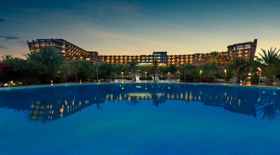 Nuhun Gemisi Deluxe Hotel & Casino