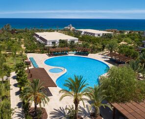 Nuhun Gemisi Deluxe Hotel & Casino