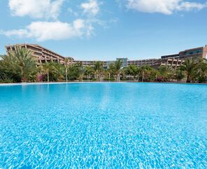 Nuhun Gemisi Deluxe Hotel & Casino