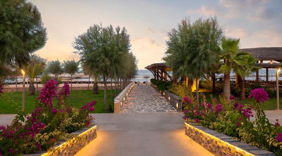 Nuhun Gemisi Deluxe Hotel & Casino