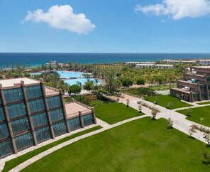 Nuhun Gemisi Deluxe Hotel & Casino