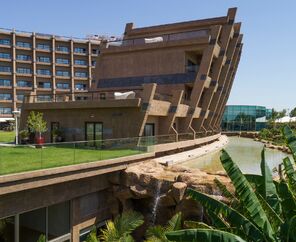 Nuhun Gemisi Deluxe Hotel & Casino