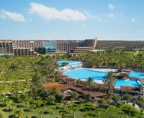 Nuhun Gemisi Deluxe Hotel & Casino