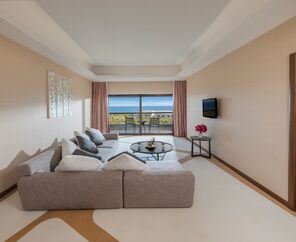 Nuhun Gemisi Deluxe Hotel & Casino