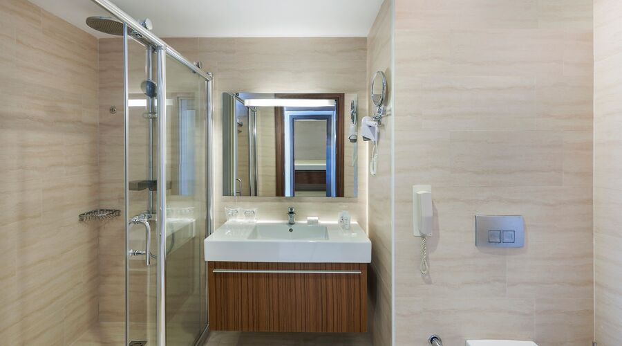 Nuhun Gemisi Deluxe Hotel & Casino