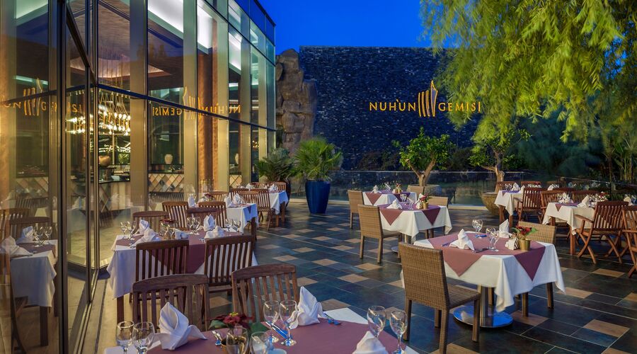 Nuhun Gemisi Deluxe Hotel & Casino