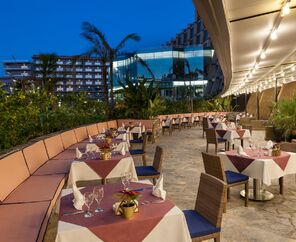 Nuhun Gemisi Deluxe Hotel & Casino