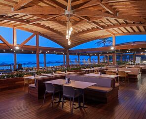 Nuhun Gemisi Deluxe Hotel & Casino