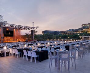 Nuhun Gemisi Deluxe Hotel & Casino
