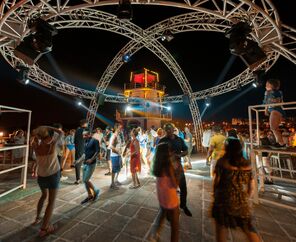 Nuhun Gemisi Deluxe Hotel & Casino