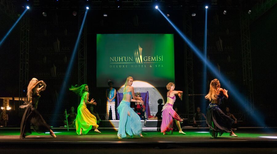Nuhun Gemisi Deluxe Hotel & Casino