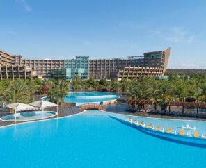 Nuhun Gemisi Deluxe Hotel & Casino