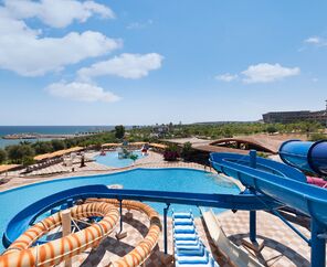 Nuhun Gemisi Deluxe Hotel & Casino