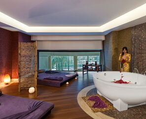 Nuhun Gemisi Deluxe Hotel & Casino