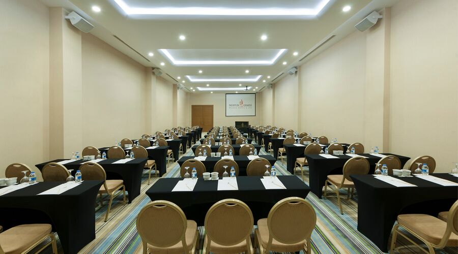 Nuhun Gemisi Deluxe Hotel & Casino