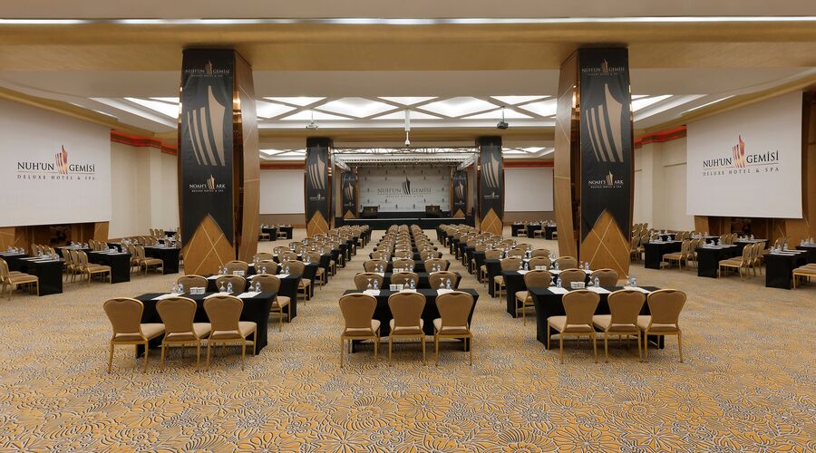 Nuhun Gemisi Deluxe Hotel & Casino