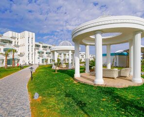 Limak Cyprus Deluxe Hotel