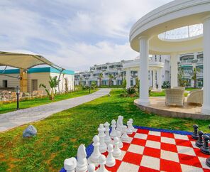 Limak Cyprus Deluxe Hotel