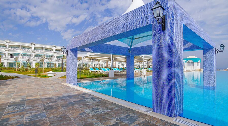 Limak Cyprus Deluxe Hotel