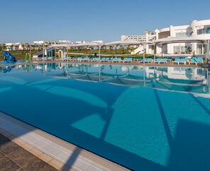 Limak Cyprus Deluxe Hotel