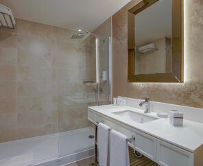 Limak Cyprus Deluxe Hotel