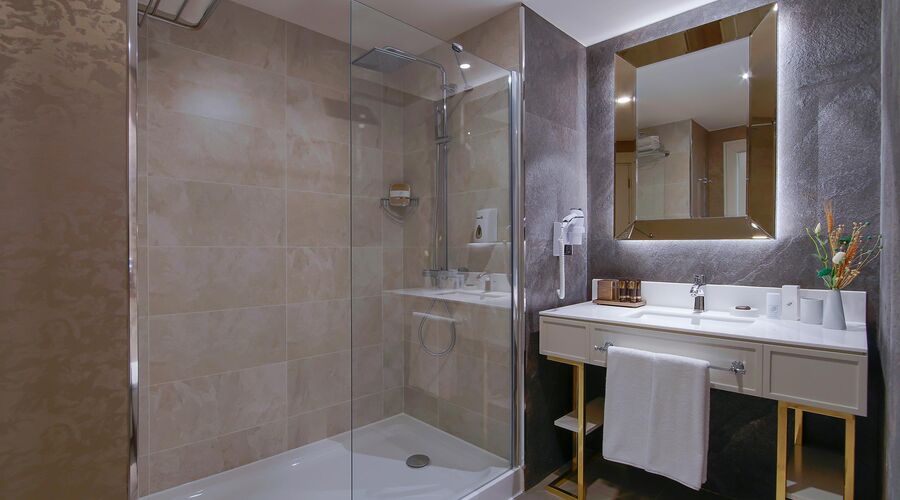 Limak Cyprus Deluxe Hotel