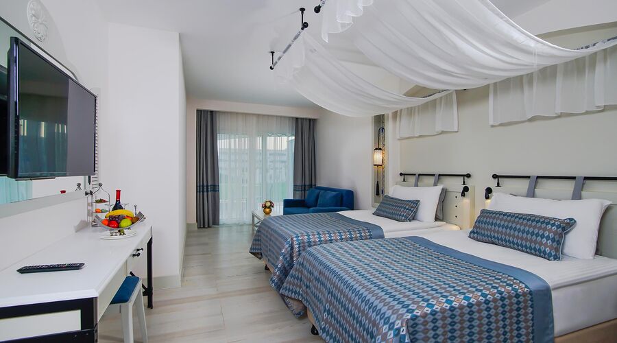 Limak Cyprus Deluxe Hotel