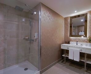 Limak Cyprus Deluxe Hotel