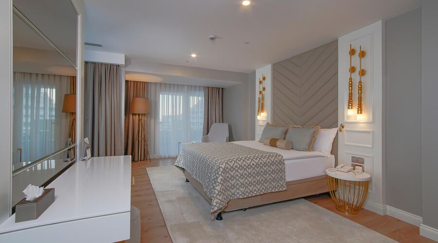 Limak Cyprus Deluxe Hotel