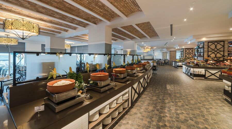 Limak Cyprus Deluxe Hotel