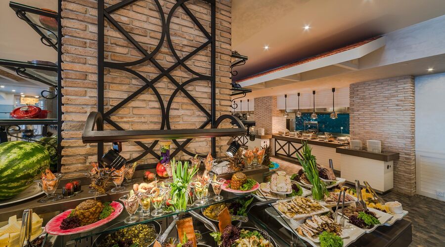 Limak Cyprus Deluxe Hotel