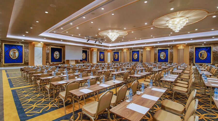 Limak Cyprus Deluxe Hotel