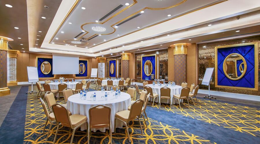Limak Cyprus Deluxe Hotel