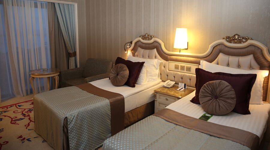 Merit Crystal Cove Hotel & Casino